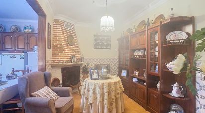 House T3 in Nossa Senhora da Conceição e São Bartolomeu of 298 m²