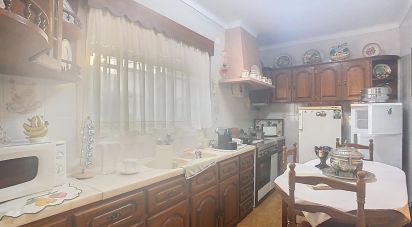 House T3 in Nossa Senhora da Conceição e São Bartolomeu of 298 m²