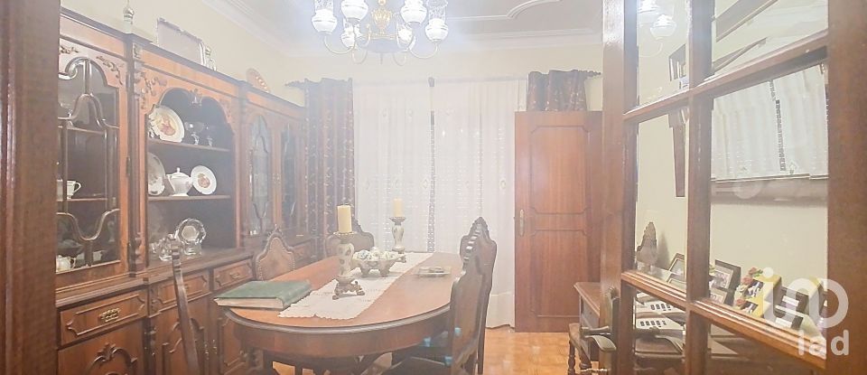 House T3 in Nossa Senhora da Conceição e São Bartolomeu of 298 m²