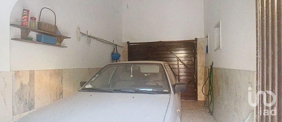 House T3 in Nossa Senhora da Conceição e São Bartolomeu of 298 m²