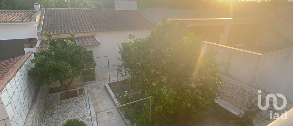 House T3 in Nossa Senhora da Conceição e São Bartolomeu of 298 m²
