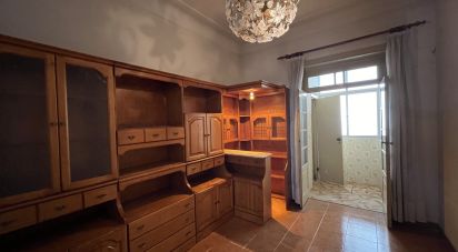 Block of flats in Paranhos of 195 m²