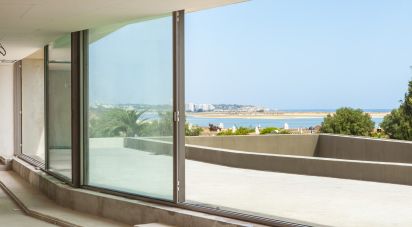 Maison T5 à Odiáxere de 630 m²