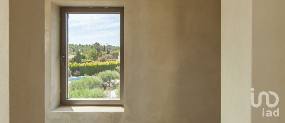 House T5 in Odiáxere of 630 m²