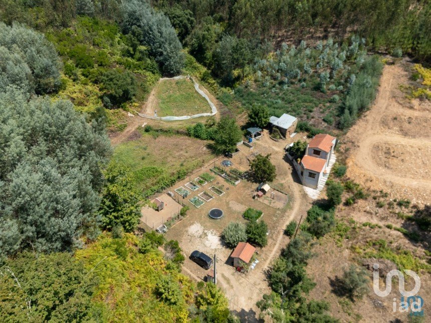 Maison T2 à Côja e Barril de Alva de 238 m²