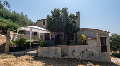 Moradia T2 em Côja e Barril de Alva de 238 m²