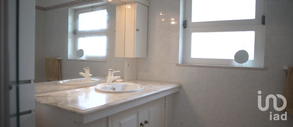 Ferme T4 à Sangalhos de 418 m²