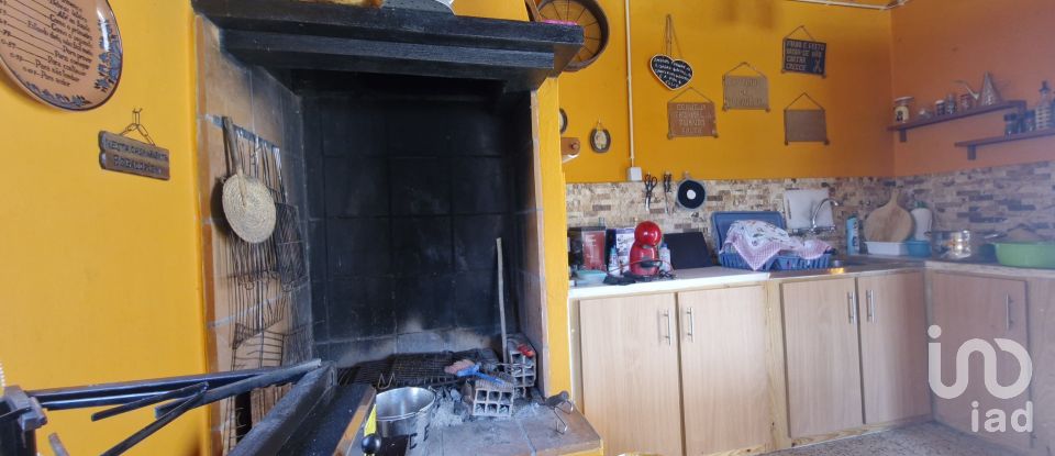 House T3 in São João da Ribeira e Ribeira de São João of 280 m²