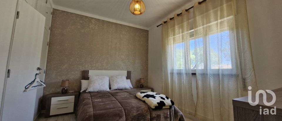 House T3 in São João da Ribeira e Ribeira de São João of 280 m²