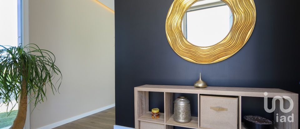 House T3 in Setúbal (São Sebastião) of 178 m²