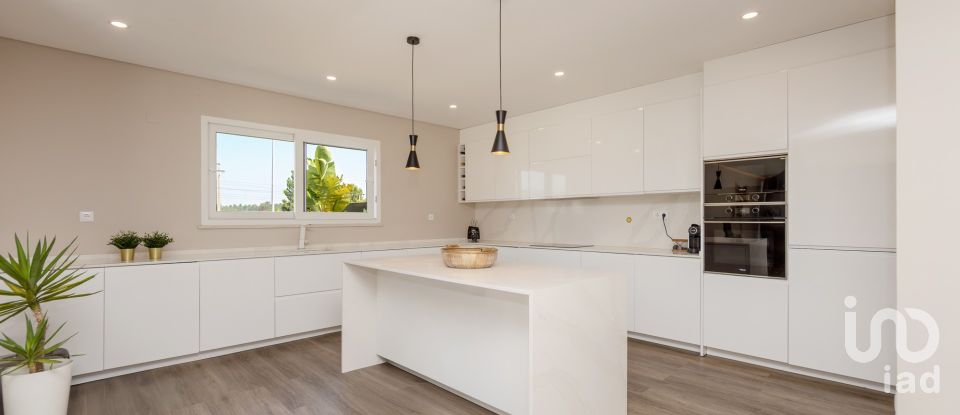 House T3 in Setúbal (São Sebastião) of 178 m²