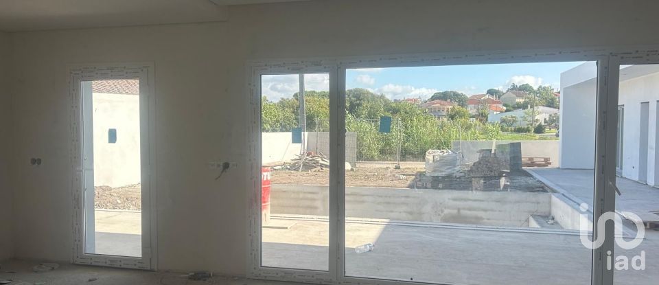 House T4 in Nadadouro of 230 m²