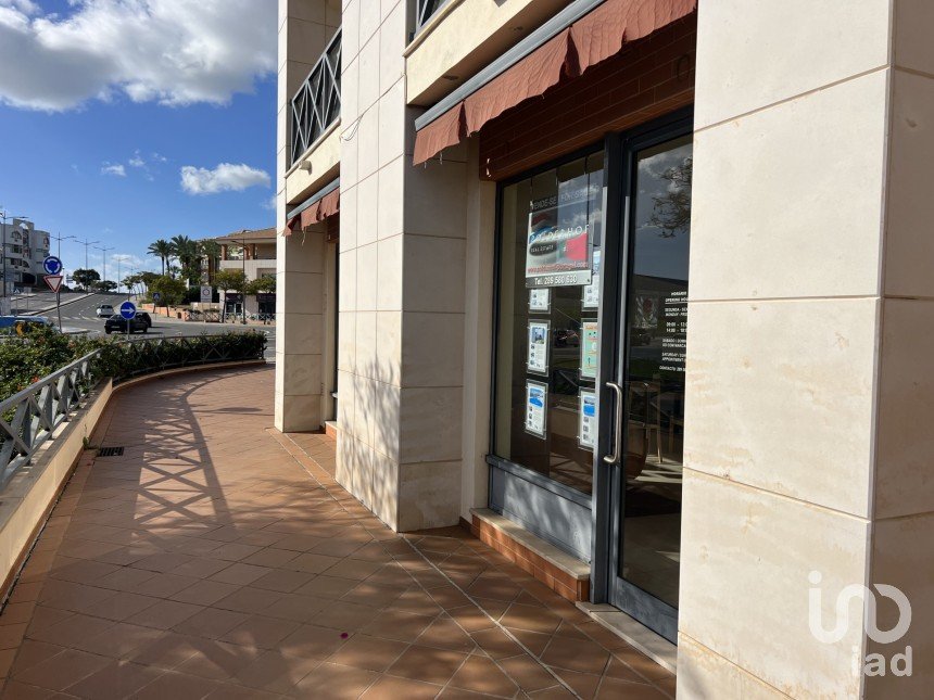 Boutique/Local commercial à Albufeira e Olhos de Água de 52 m²