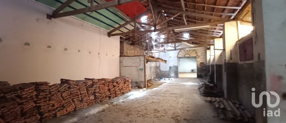 Land in Alenquer (Santo Estêvão e Triana) of 950 m²