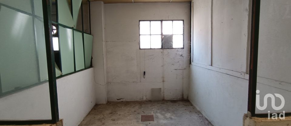 Land in Alenquer (Santo Estêvão e Triana) of 950 m²