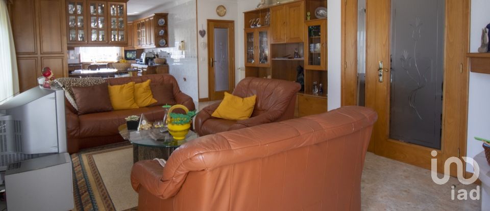 Maison T3 à Ribeirão de 210 m²