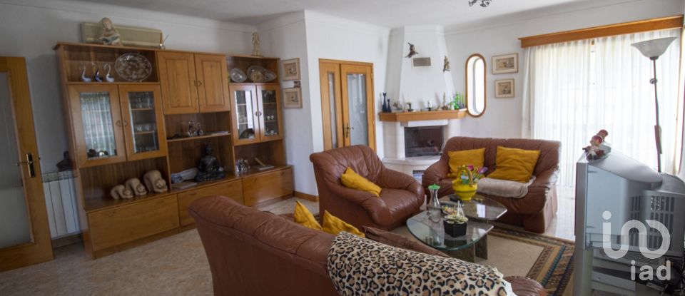 Maison T3 à Ribeirão de 210 m²