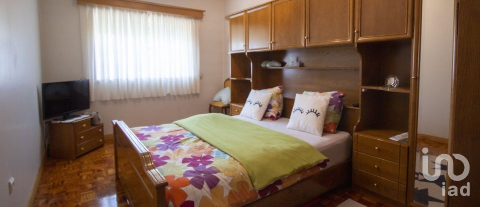 Maison T3 à Ribeirão de 210 m²