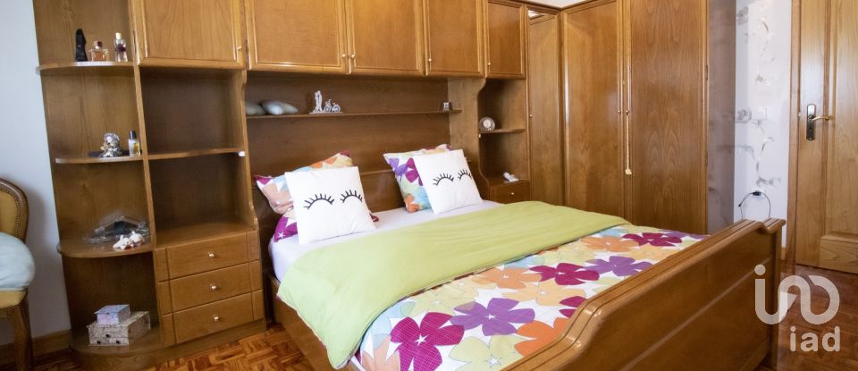 Maison T3 à Ribeirão de 210 m²