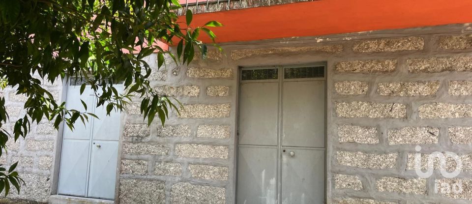 Casa T2 em Rendufinho de 200 m²