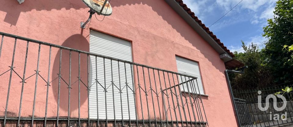 Casa T2 em Rendufinho de 200 m²