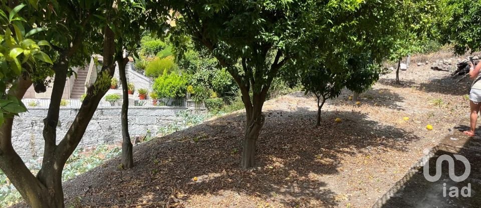 Casa T2 em Rendufinho de 200 m²