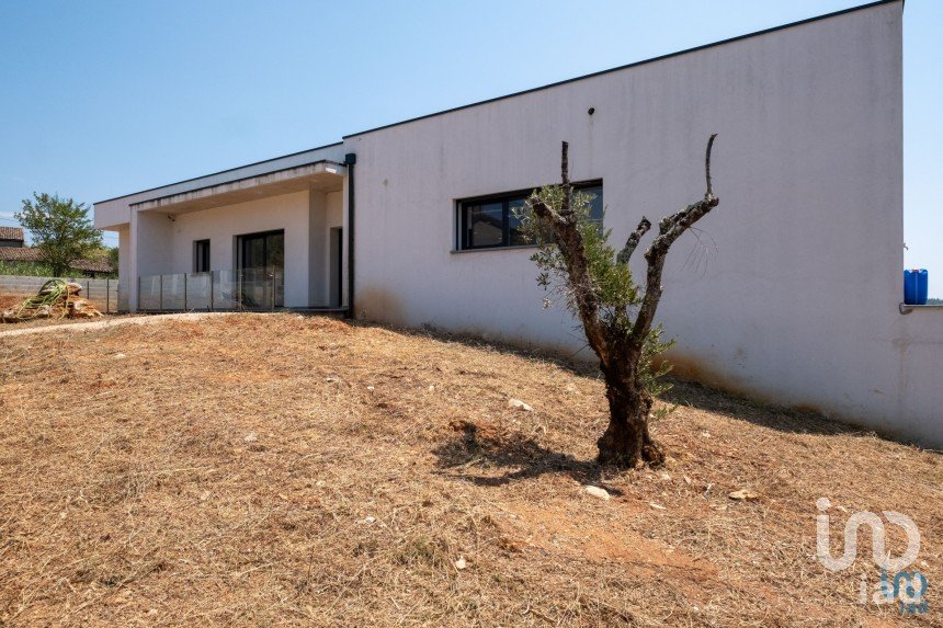 House T4 in São Miguel, Santa Eufémia e Rabaçal of 193 m²