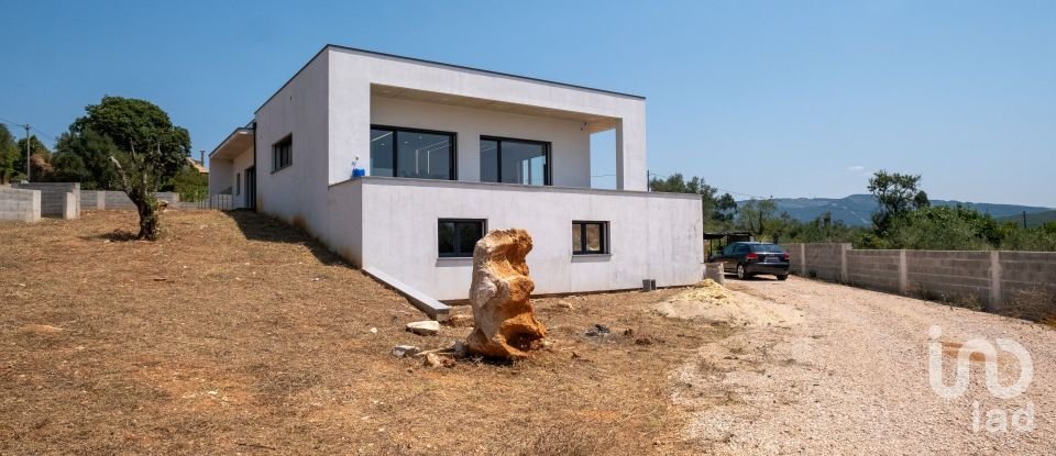 House T4 in São Miguel, Santa Eufémia e Rabaçal of 193 m²