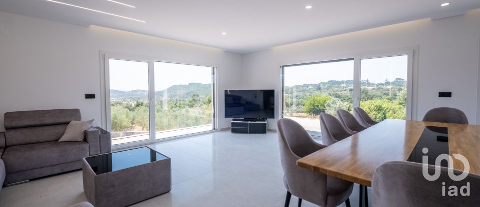 House T4 in São Miguel, Santa Eufémia e Rabaçal of 193 m²