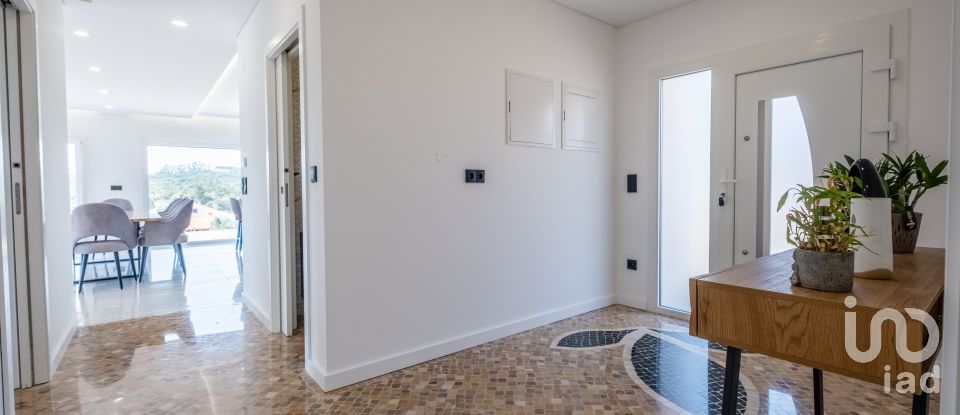 House T4 in São Miguel, Santa Eufémia e Rabaçal of 193 m²