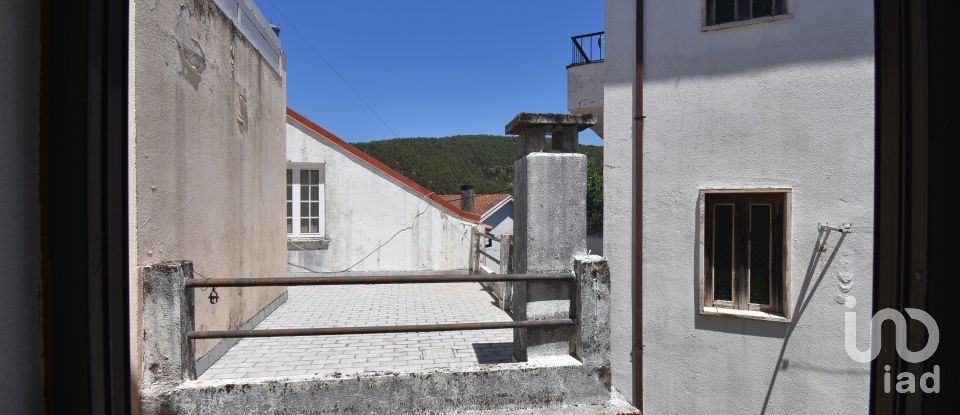 Casa de aldeia T2 em Benfeita de 116 m²