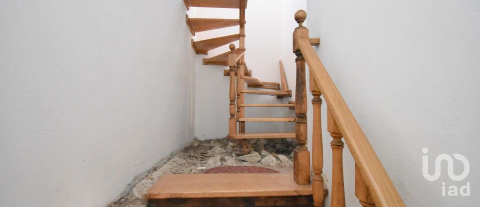 Maison de village T2 à Benfeita de 108 m²