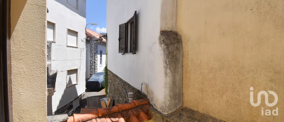 Maison de village T2 à Benfeita de 108 m²