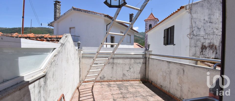 Maison de village T2 à Benfeita de 108 m²