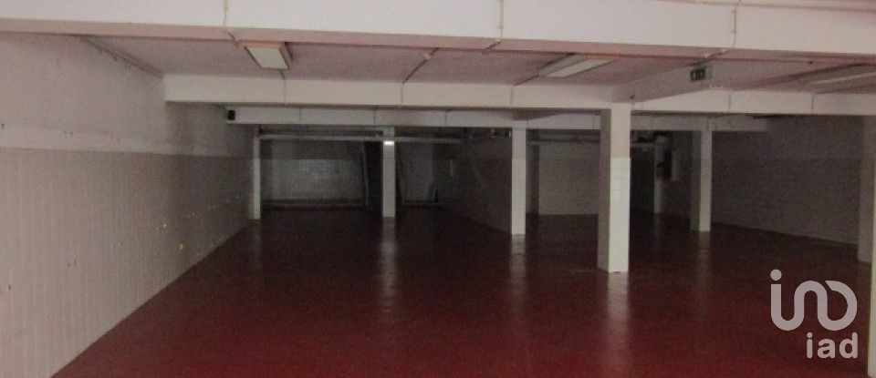 Shop / premises commercial in Cedofeita, Santo Ildefonso, Sé, Miragaia, São Nicolau e Vitória of 167 m²