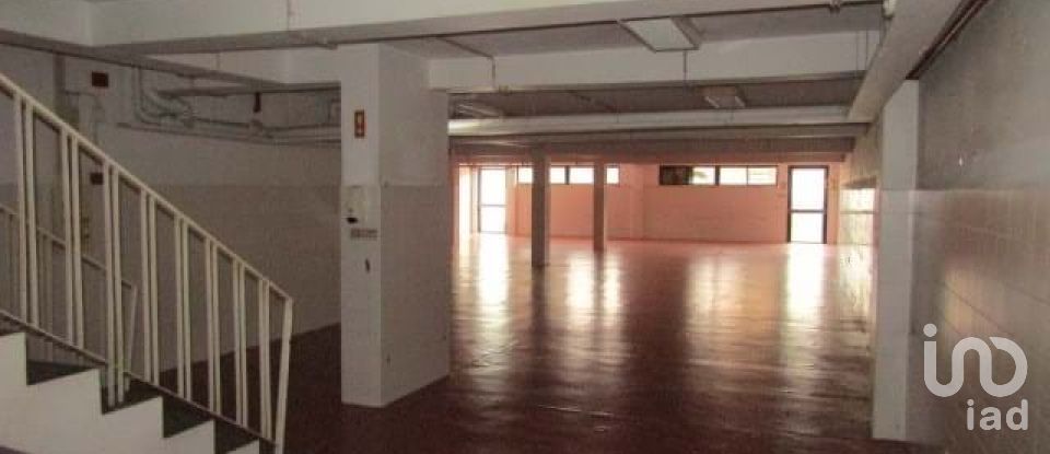 Shop / premises commercial in Cedofeita, Santo Ildefonso, Sé, Miragaia, São Nicolau e Vitória of 167 m²