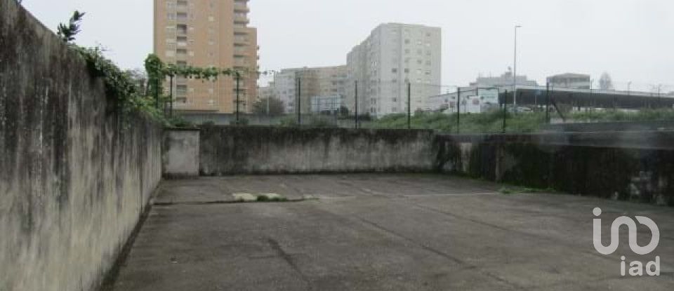 Shop / premises commercial in Cedofeita, Santo Ildefonso, Sé, Miragaia, São Nicolau e Vitória of 167 m²