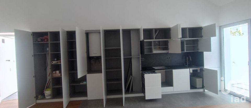 Moradia T2 em Lourinhã e Atalaia de 84 m²