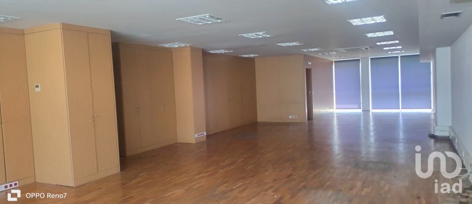 Loja / Estabelecimento Comercial em Bonfim de 197 m²