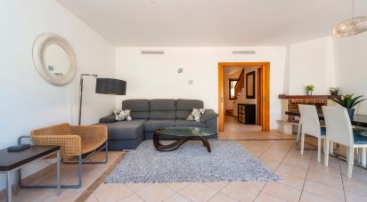 Maison T3 à Quarteira de 265 m²