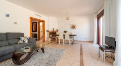 Maison T3 à Quarteira de 265 m²