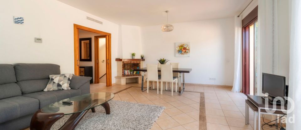 House T3 in Quarteira of 265 m²