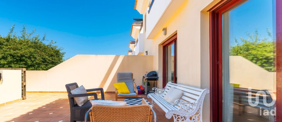 House T3 in Quarteira of 265 m²