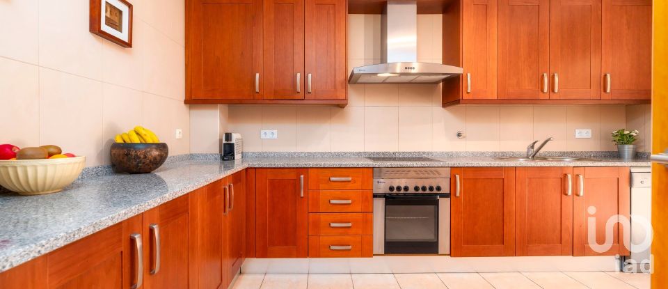 House T3 in Quarteira of 265 m²