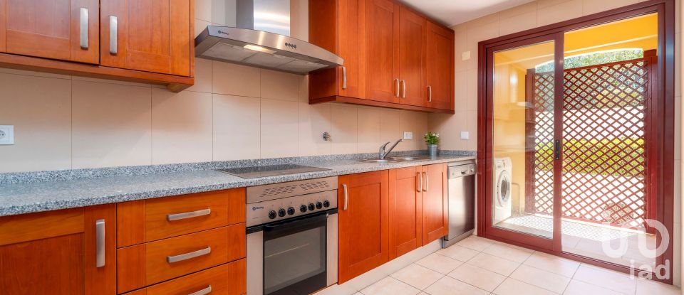 House T3 in Quarteira of 265 m²