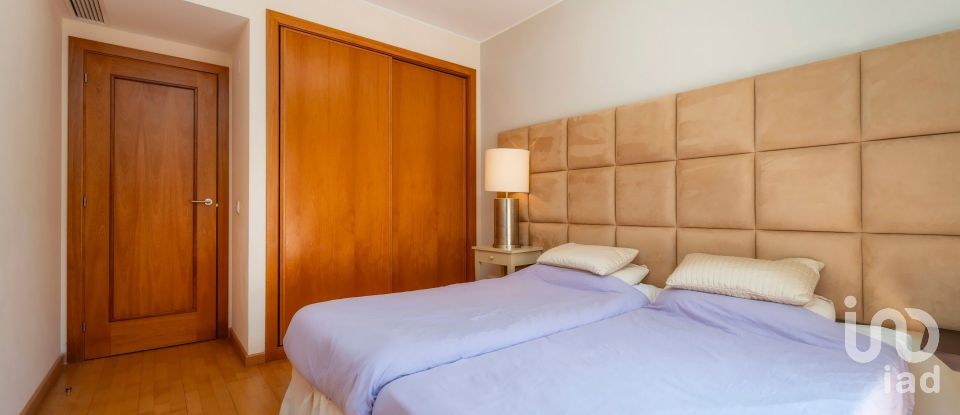 House T3 in Quarteira of 265 m²