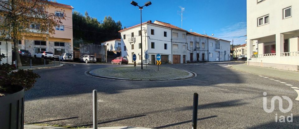 Boutique/Local commercial à Proença-a-Nova e Peral de 84 m²