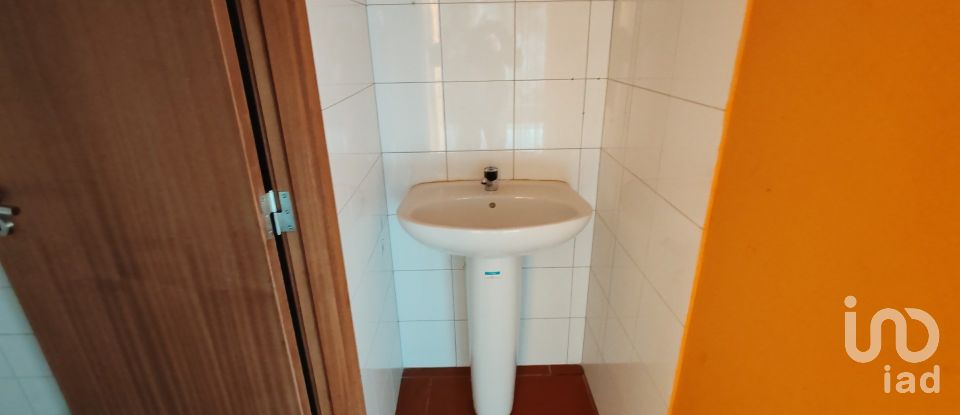 Boutique/Local commercial à Proença-a-Nova e Peral de 84 m²