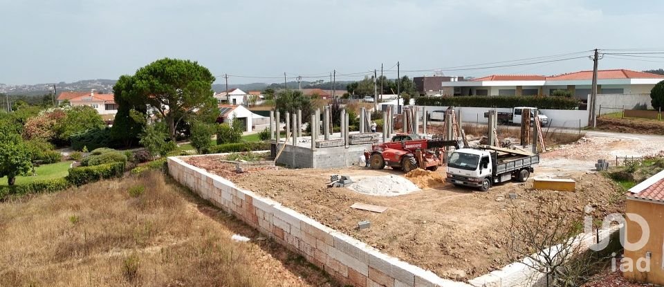 House T3 in Salir de Matos of 201 m²