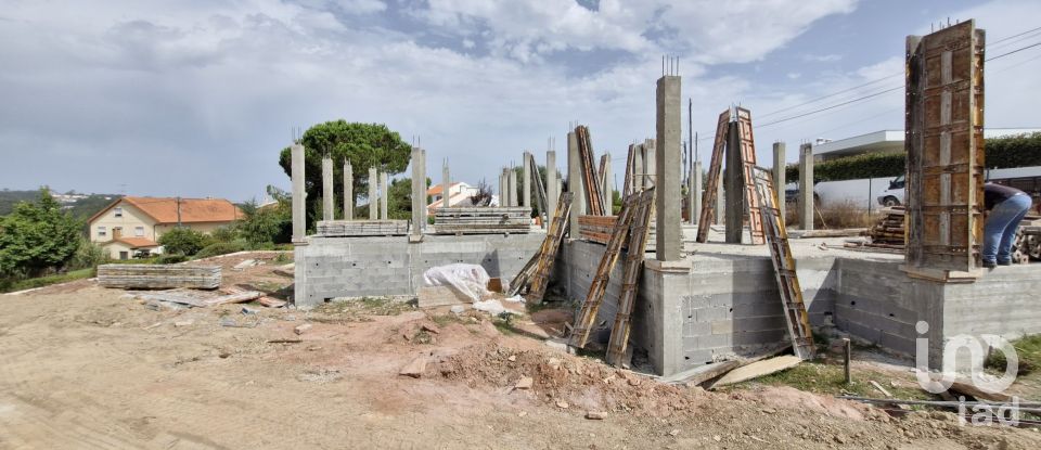 House T3 in Salir de Matos of 201 m²